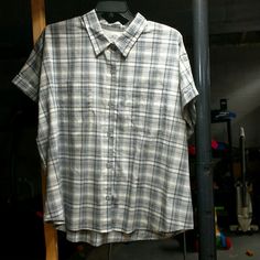 Women's Ridgecut Gray/Blue Striped Button Down Shirt Sleeve Shirt. New Never Worn-No Tags Everyday Gray Button-up Shirt, Gray Relaxed Fit Button-up Top, Casual Gray Button-up Blouse, Gray Shirt With Button Closure, Casual Gray Tops For Daywear, Gray Button-up Top With Snap Buttons, Fashion Diary, Button Down Short Sleeve, Shirt Sleeves