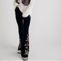 Driftwood Farrah Embroidered Cord Flare Jeans. Nwt. Size 25. Feathery Leaf. Free People. Color Black Fall Cotton Pants With Floral Embroidery, Bohemian Bottoms With Floral Embroidery For Fall, Fitted Floral Embroidery Pants For Fall, Fall Embroidered Fitted Pants, Free People Flare Jeans, Pull On Jeans, Free People Jeans, Free People Black, Blue Jean