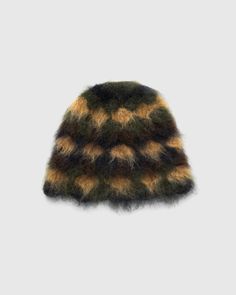 100% mohair superkid Brushed Fuzzy exterior All-over motif Interior logo tag Mohair Hat, Mohair Beanie, Knitting Hat, Knitted Beanie, Mohair Bucket Hat, Chunky Crochet Hat, Bucket Hat Style, Interior Logo, Funky Hats