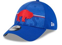 Stay cool in this official Men's Buffalo Bills New Era NFL 2023 Training Camp Royal Blue Throwback Logo 39THIRTY Flex Fit Hat. Crafted with 100% polyester, this stylish hat features the iconic Buffalo Bills logo ideally suited for sports fans and diehard NFL fans alike. Details: Brand: New Era Imported Six panel construction with eyelets Raised embroidered graphics Material: 100% Polyester Surface washable Curved bill Stretch fit Mid Crown Structured fit Officially licensed Bills Hat, Team-colored Flat Bill Fitted Hat, Team-colored Flat Bill Fitted Hat For Fans, Buffalo Bills Hat, College Team-colored Flat Bill Fitted Hat, Buffalo Bills Logo, Bills Logo, Flex Fit Hats, Nfl Fans