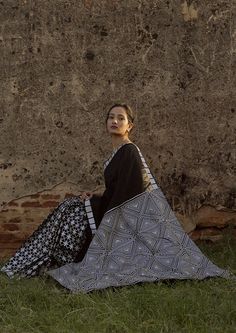 Tarangati, My final undergrad project, takes inspiration from Bidriware from Bidar (Northern Karnataka) and is translated into fabric through the medium of screen printing. The collection consists of a range of 5 saree's which each look at a different asp… Metal Craft, The Medium, Metal Crafts, Printed Sarees, Sleeve Cotton, Saree Designs, The Collection, Fashion Collection, Color Combinations