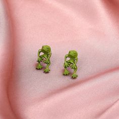 Metal Color: green Punk Piercings, Y2k Jewelry, Estilo Punk, Vintage Gothic, Party Earrings, Cute Frogs, Green Gifts, Green Earrings, Creative Jewelry