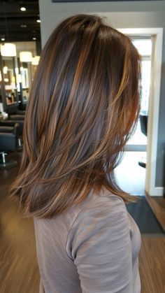 Back Layers, Dark Blonde Hair Color, Haircuts For Medium Length Hair, Crop Hair, Hair Mistakes, Brunette Hair With Highlights, Dark Blonde Hair, Hair 2024, Trendy Hair Color