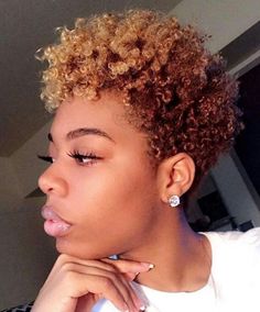 Short Natural Styles, Twa Hairstyles, Natural Hair Short Cuts, Pelo Afro, Natural Styles, Natural Hair Inspiration