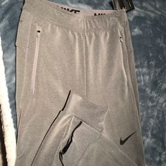 Brand New Sweat Pants Nike Stretch Joggers With Pockets, Nike Gray Pants With Pockets, Nike Stretch Pants With Pockets, Nike Bottoms, Sweat Pants, Kids Nike, Pants Color, Nike Pants, Kids Bottoms