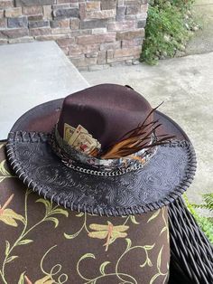 Gothic Hats, Boho Hats, Cowboy Hat Styles, Hat Styles, Boho Hat, Leather Hat, Male Character, 7 Deadly Sins