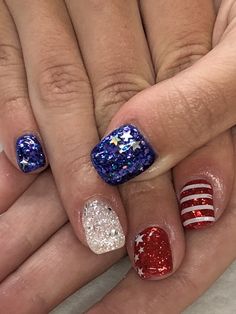 4th Of July Toenails, Red White And Blue Wedding Nails, Red White Blue Glitter Nails, Rth Of July Nails, 4th Place F July Nails, Gel Nail Light