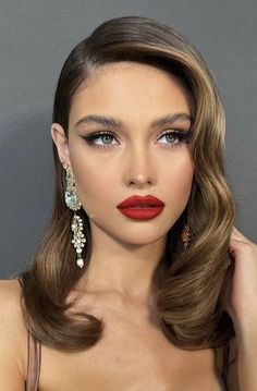 Hollywood Makeup, Hollywood Hair, Smink Inspiration, Glam Hair, Bridal Hair And Makeup, American Beauty, Red Lipstick, Wedding Hair And Makeup