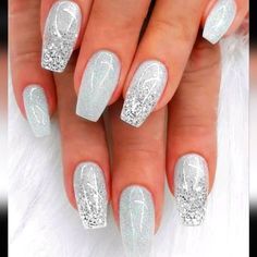 Nwt 20 Piece Reusable Shimmery Silver Fake Nails Comes With Small File/Buffer Ballet Nails, Valentine Nails, Her Nails, Coffin Press On Nails, Prom Nails, Nail Accessories, False Nails