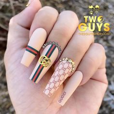 Fashion Bomb Daily on Instagram: “#Repost @fashionbombbeauty: @nailsbyandy.devine #Guccinails. Hot! Or Hmm...? 📸IG/Reproduction #style #fashion #instastyle #instafashion…” Cute Acrylic Nail Designs, Pretty Nail Art Designs, Acrylic Nails Coffin Pink, Acrylic Nails Coffin Short, Fire Nails, Coffin Nails Designs