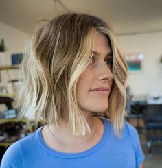 Beachy Blonde Bob, Waved Short Hair, Short Hair Bend Waves, Beach Blonde Short Hair, Bend Waves Short Hair, Beachy Short Hair, Short Surfer Hair, Short Waves Hairstyle, Short Beachy Hair