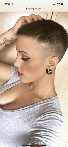 Fashionable Hairstyles, Shaved Pixie, Brown Hairstyles, Buzzed Hair, Cool Short Hairstyles, Short Brown Hair