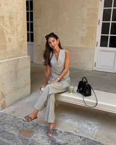 Parisian Style Spring Summer, Classy Summer Looks For Women, Business Professional Outfits Spring, Danielle Pheloung Work Outfits, Work Summer Outfits The Office, Office Summer Outfits Women, Professional Outfits Women Summer, Office Outfits Women Summer, Professional Summer Work Outfits