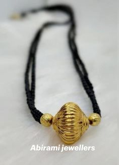 Simple Black Beads Chain, Simple Black Beads, Black Beads Chain, Pretty Gold Necklaces, Simple Beaded Necklaces, Black Beads Mangalsutra, New Gold Jewellery Designs, Bridal Jewellery Design