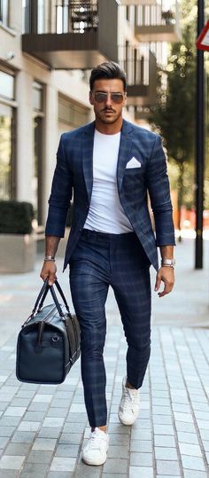 casual business men outfits outfit mens man shirt style suit fashion suits smart stylish attire dressing male herren minimal modern Business Casual Outfits For Men, Colombia Fashion, Chuck Liddell, Mens Fashion Blog, Stylish Mens Outfits, Men’s Suits, Mens Fashion Suits, Business Casual Men