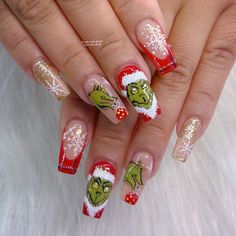 Grinch Nails Acrylic, Christmas Nail Designs Acrylic, Grinch Nails, Christmas Nails Winter, Special Nails, Fall Nail Trends, Beige Nails, Nails Winter, Seasonal Nails