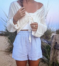 [SponsoredPost] 51 Great Cute Beachy Summer Outfits Advice You Have To See 2022 #cutebeachysummeroutfits Beachy Summer Outfits, Vintage Summer Outfits, Beachy Outfits, Jolie Photo, Summer Outfits Men, Casual Summer Outfits, Summer Outfits Women