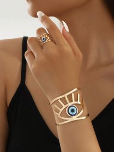 1 Set Of Fashionable High-End Devil's Eye Ring & Bracelet Women's Jewelry Set Blue    Iron Alloy     Women Fashion Jewelry, size features are:Bust: ,Length: ,Sleeve Length: Third Eye Jewelry, Devil Eye, Bangle Ring, Women's Jewelry Sets, Dope Jewelry, Eye Ring, Watches Women Fashion, Blue Jewelry, Evil Eye Bracelet