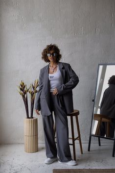 Step into modern sophistication with our Women's Gray Oversize Suit Set. This meticulously designed ensemble effortlessly blends comfort and style. Elevate your look with our versatile Two Piece Suit Set, featuring a tailored blazer and coordinating pants that transition seamlessly from professional to chic casual. Make a statement with our Women's Blazer and Suits, exuding confidence and elegance. Embrace the trend with our Oversize Blazer For Women's, offering contemporary style without compro Unisex Suits For Women, Tuxedo Outfits For Women, Oversize Suit Women, Oversized Suits For Women, Tuxedo For Woman, Modern Suits For Women, Women’s Suits, Oversized Suit Women, Casual Outfits With Blazers