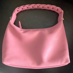 Purse Has A Removable Gold Chain Chic Pink Bags With Snap Closure, Casual Pink Shoulder Bag For Evening, Pink Bags With Snap Closure, Chic Pink Hobo Bag For Spring, Chic Pink Spring Hobo Bag, Bubblegum Pink, Crossbody Purse, Purses Crossbody, Gold Chain