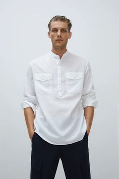 Chinese Collar Shirt, Minimalist Fashion Men, Half Shirts, Mens Casual Dress Outfits, Guys Clothing Styles, Zara Shirt, Mens Casual Dress, Mens Short Sleeve Shirt, Short Sleeve Shirts