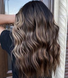 Highlight Hairstyles, Caramel Highlight, Snap Crackle Pop, Types Of Hair Color, Highlights For Dark Brown Hair, Bombshell Hair