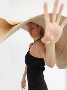 Big Hat Photoshoot, Mode Editorials, Men Photoshoot, Straw Sun Hat, Clive Christian, Hat Men, Viktor & Rolf