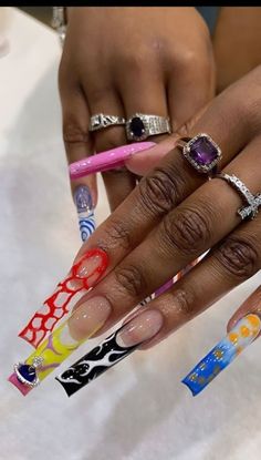 Acrylic Nail Designs Bling, Aesthetic Food Healthy, Nana Nails, People Tattoos, Braids Weave, Black People Tattoos, Nail Designs Bling, Colored Box Braids, Nail Tek