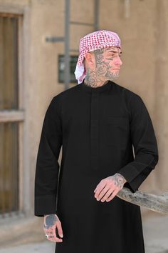 Handcrafted in Dubai Japanese Anti-Static Material Perfect for Summer Months Close Collar Style with Press Button Front Hidden Zip Opening 1 Front Pocket 2 Side Pockets Comfort and Durability Colour: Black Composition: Luxury Polyester Traditional Black Tops With Buttons, Arab Hat, Wedding Abaya, Habits Musulmans, Wool Gifts, Mens Fur, Islamic Clothing, Arab Emirates, Cashmere Wool