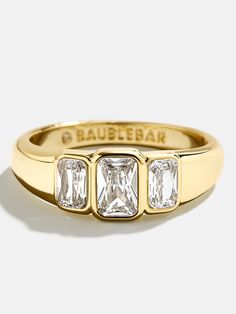 Sofie Ring - Clear/Gold Custom Gold Rings, College Rings, Dope Jewelry Accessories, Vintage Gold Rings, Ring Styles, Opal Ring Gold, Jewels Rings, Dope Jewelry, Gem Ring