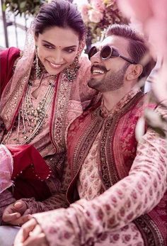 Cos they know they are happy together ! 😍  #indainbride  #groom #mehendi #couplelove #deepveerwedding #Sabyasachi Deepika Ranveer Wedding, Deepika And Ranveer, Wedding Photography Indian, Deepika Padukone And Ranveer Singh, Indian Wedding Pictures, Deepika Ranveer, Bollywood Images, Photography Indian, Marry Your Best Friend