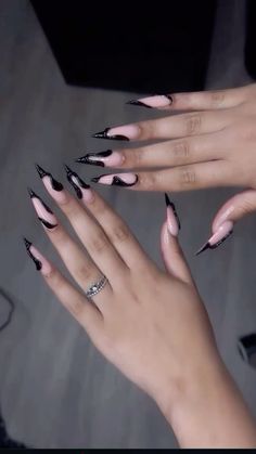 Black Lace Acrylic Nails, Stiletto Black French Tip Nails, Solid Black Nails, Black Aura Nails, Black Square Nails, Black Nail Inspo, Black Toes