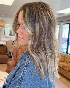 Lived In Color, Light Brunette Hair, Summer Blonde Hair, Brown Hair With Blonde Highlights, Brunette Balayage Hair