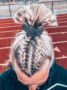 Competition Hair, Gymnastics Hair, Cheer Hair, Sport Hair, Hair Growth Shampoo, Game Day Hair, Sports Hairstyles, Peinados Fáciles Para Cabello Corto, Hair Stylies