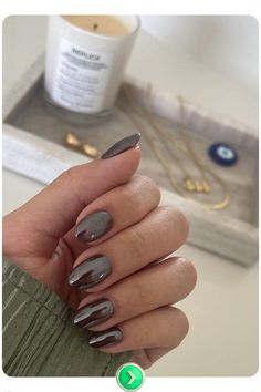 Coffin-shaped chocolate chrome nails with a minimalist and polished look. The shiny, chocolate hue pairs effortlessly with any outfit, making them versatile for various occasions. Brown Chrome Nail, Brown Nail Designs, Brown Nail, Brown Nails Design, Chrome Nails Designs