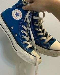 Colourful Converse, Converse Bleu, Converse Colors, Cute Converse, Dr Shoes, Blue Converse, Hype Shoes, Shoe Inspo, Aesthetic Shoes