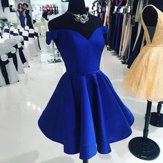 Shown Color Royal Blue Body Shape Apple Waist Natural Fabric Satin Season Fall, Spring, Summer Wedding Flow, Off The Shoulder Homecoming Dress, Royal Blue Homecoming Dresses, Tight Prom Dresses, Dama Dresses, Short Homecoming Dresses, Dress Display, Satin Homecoming Dress, Royal Blue Prom Dresses