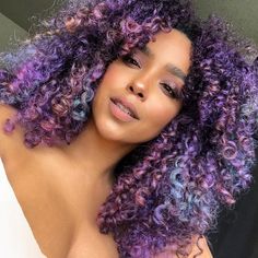 Blue Curly Hair, Rainbow Hair Color, Colored Curly Hair, Dyed Natural Hair, Curly Hair Cuts, Rainbow Hair, Fall Hair Colors, Short Curly Hair