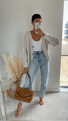 Transitional outfits | spring fashion | summer outfit | denim | it girl aesthetic , denim outfits , fashion , spring outfit , tank top , warm weather outfit Outfits Curvy, Denim On Denim, Transition Outfits, Bohol, Mode Casual, Outfit Trends, Casual Work Outfits, Outfits Women