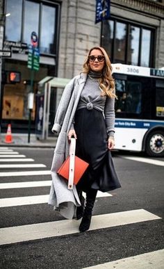 Grey Slip Dress Outfit, Black Silk Skirt Outfit Winter, Slip Skirt Outfit Winter, Silk Slip Dress Outfit, Slip Dress Winter, Slip Dress Outfit Winter, Black Slip Dress Outfit, Slip Dress Street Style, Silk Dresses Outfit