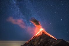 Volcano + Stars: multi pix https://petapixel.com/2017/04/11/photographed-erupting-volcano-front-milky-way/ Volcano Aesthetic, Aesthetic Hd Wallpaper, Iceland Photos, Starry Night Sky, Stairway To Heaven, Blue Hour, Flickr Photos, The Night Sky