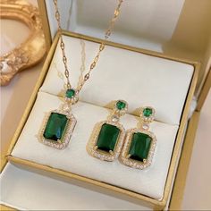 Rhinestone Pendant Necklace Stud Earrings Set Cubic Zirconia Green Jewelry Sets Red Jewelry Set, Emerald Green Jewelry, Rhinestone Jewelry Set, Diamond Necklace Designs, Zircon Jewelry, Women's Jewelry Sets, Red Jewelry, Green Jewelry, Fashion Jewelry Sets