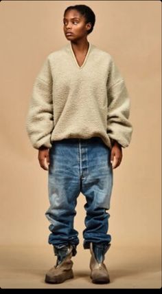 Black Boys Aesthetic, Yeezy Style, Yeezy Balenciaga, Disco Fashion, Personal Style Inspiration, Men Stylish Dress, Sweatshirt Short Sleeve