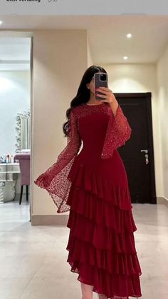 Burgundy Evening Dress, Modest Dresses Fashion, Classy Gowns, Chic Dress Classy, Chiffon Sleeves, Soiree Dress, Gowns Dresses Elegant, Dinner Dress Classy