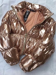 Tina Snow, Bubble Jacket, Bubble Coat, Cropped Puffer Jacket, Metal Clothing, Looks Party, Clothing Black, High Waist Fashion, Coat Winter