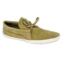 Casual Suede Moccasins With Rubber Sole, Beige Leather Sole Moccasins Closed Toe, Beige Closed Toe Moccasins With Leather Sole, Beige Moccasins With Stitched Sole And Round Toe, Low-top Suede Moccasins With Removable Insole, Casual Swift Leather Moccasins With Round Toe, Slip-on Low-top Moccasins With Textured Sole, Beige Closed Toe Moccasins With Rubber Sole, Casual Moccasins With Leather Sole For Walking