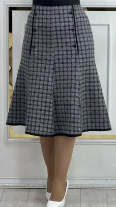 Designer Skirt Outfits, A Line Skirt Outfits, Simple Frocks, Trendy Outfit Ideas