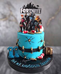 fortnite fortnitecake oyun bilgisayaroyunlarıhappy happybirthday konseptpasta tasarımpasta iyikidoğdun doğumgünubutikpasta şişli feriköy istanbul likeforlikes likelike keşfet keşfetteyiz Fortnite Bday Cake, Cakes For 10th Birthday Boy, Fortnight Birthday Cake, Fortnite Birthday Cakes