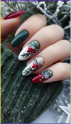 Noel Nail Art, Christmas Holly Nails, Chrome Christmas Nails, Red Chrome, Red Christmas Nails, Cute Christmas Nails