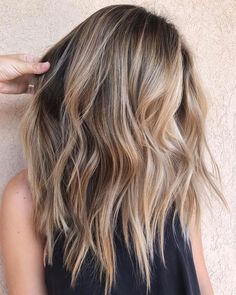 Bronde Balayage Chunky, Balayage With Teasy Lights, Long Collarbone Length Hair, Low Lights Money Pieces, Summer Hair 2024 Bronde, Medium Bronde Balayage, Balayage On Mousy Brown Hair, Easy Maintenance Bronde, Low Mantience Balayage